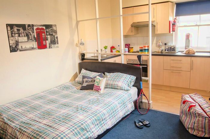 1 Bedroom Private Hall To Rent In Penny Street, Lancaster, LA1