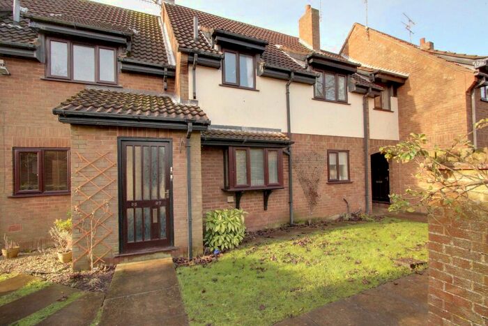 1 Bedroom Flat To Rent In All Hallows Road, Walkington, Beverley, East Riding Of Yorkshire, Uk, HU17