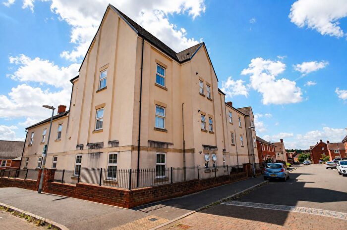 2 Bedroom Flat For Sale In Cloatley Crescent, Royal Wootton Bassett, SN4