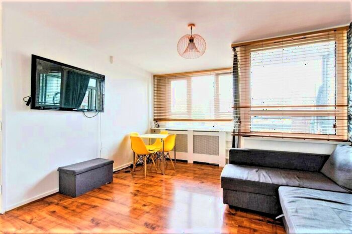 1 Bedroom Flat To Rent In Garnies Close Peckham, SE15