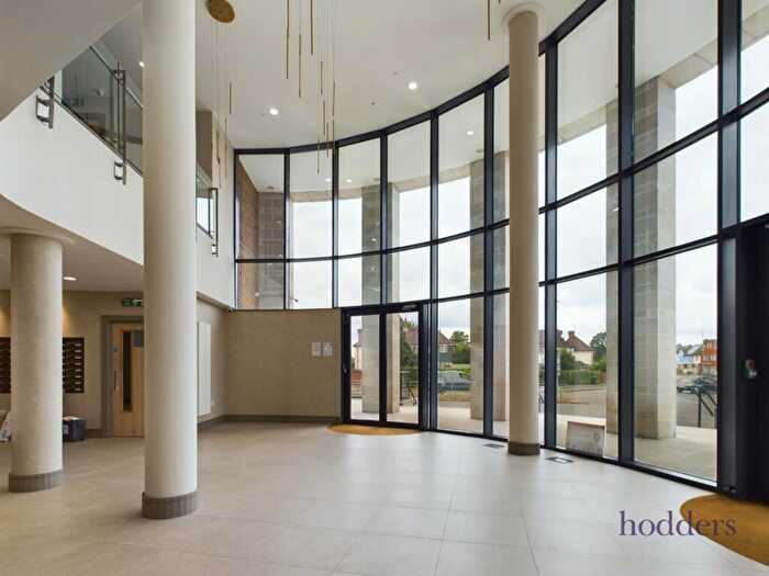 1 Bedroom Apartment To Rent In Surrey, KT16