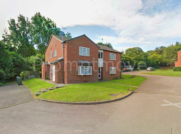 1 Bedroom Property To Rent In Celandine Drive Luton, LU3
