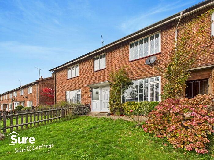 3 Bedroom Terraced House To Rent In Barnacres Road, Hemel Hempstead, Hertfordshire, HP3