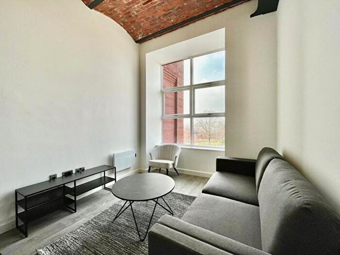 1 Bedroom Flat To Rent In Lower Vickers Street, Manchester, Greater Manchester, M40