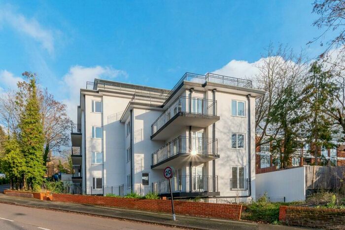 2 Bedroom Flat To Rent In St James Road, Croydon, Purley, CR8