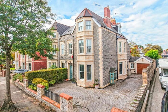 6 Bedroom Semi Detached House For Sale In Cwrt-Y-Vil Road, Penarth, Vale Of Glamorgan, CF64
