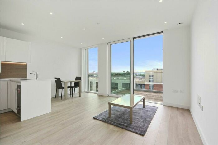 1 Bedroom Apartment To Rent In Odell House, London, N4