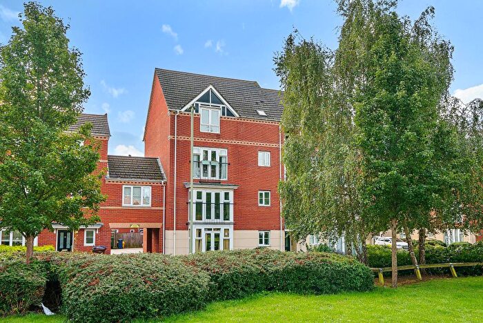 2 Bedroom Apartment To Rent In Banbury, Oxfordshire, OX16
