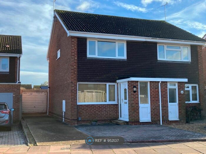 2 Bedroom Semi-Detached House To Rent In Montreal Way, Worthing, BN13