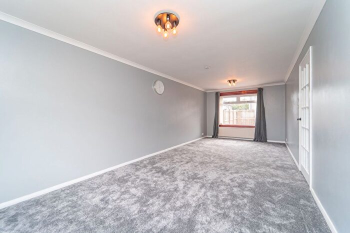 3 Bedroom End Of Terrace House For Sale In Ambrose Rise, Dedridge, Livingston, EH54