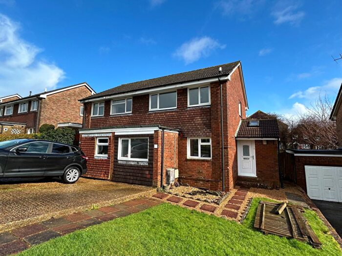 3 Bedroom Property To Rent In Fermor Way, Crowborough, TN6