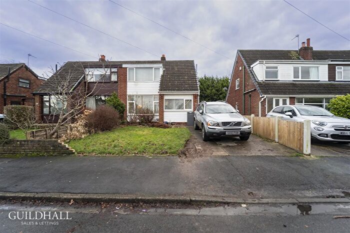 4 Bedroom Semi Detached Bungalow For Sale In Hayfield Avenue, Hoghton, Preston, PR5