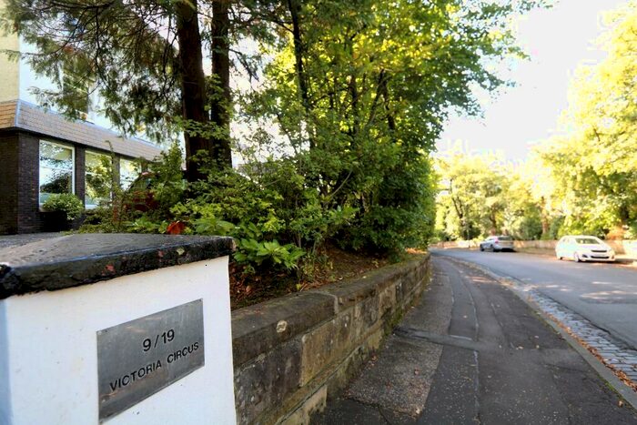 2 Bedroom Flat To Rent In Victoria Circus, Glasgow, G12