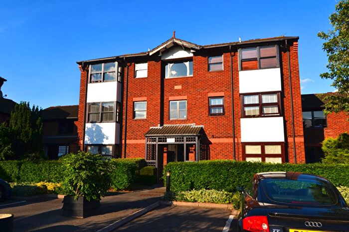 Studio To Rent In Mayfield Road, Wendell Park, W12