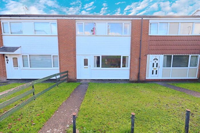 3 Bedroom Terraced House For Sale In Acton Park Way, Wrexham, LL12