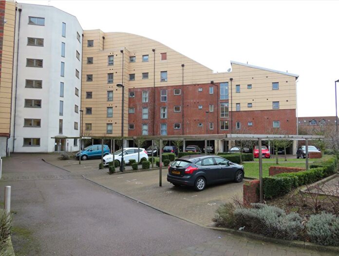 1 Bedroom Flat To Rent In Staverton Grove, Broughton, Milton Keynes, MK10