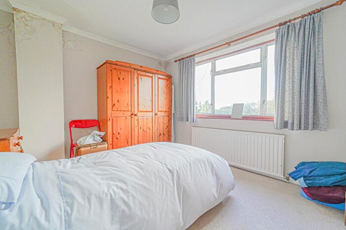 4 Bedroom Detached House For Sale In Needlers End Lane, Balsall Common, CV7