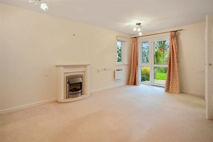 1 Bedroom Flat For Sale In Rivers Edge Court, Oaklands Drive, Okehampton EX20
