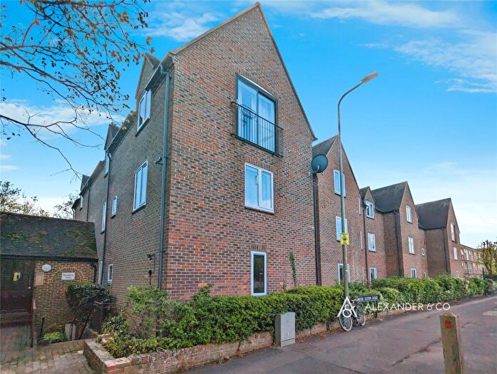 1 Bedroom Flat To Rent In Meadow View, Water Eaton Road, Oxford, OX2