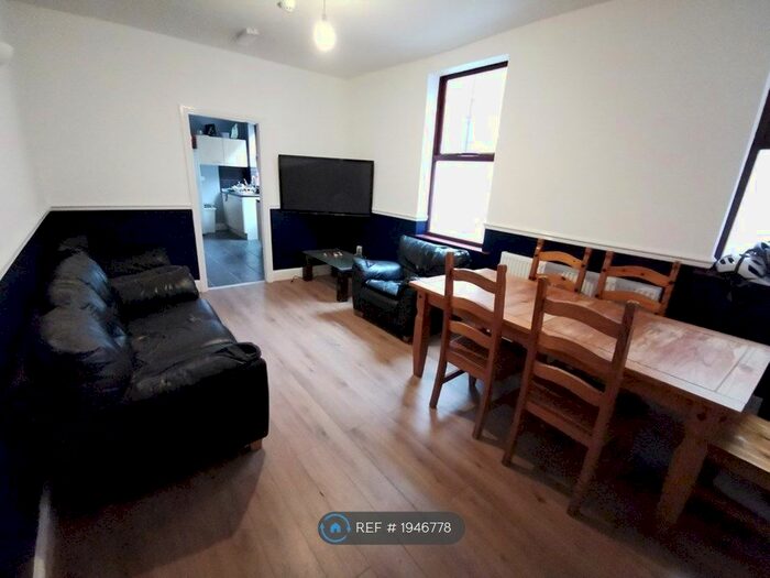 10 Bedroom Terraced House To Rent In Albany Road, Coventry, CV5