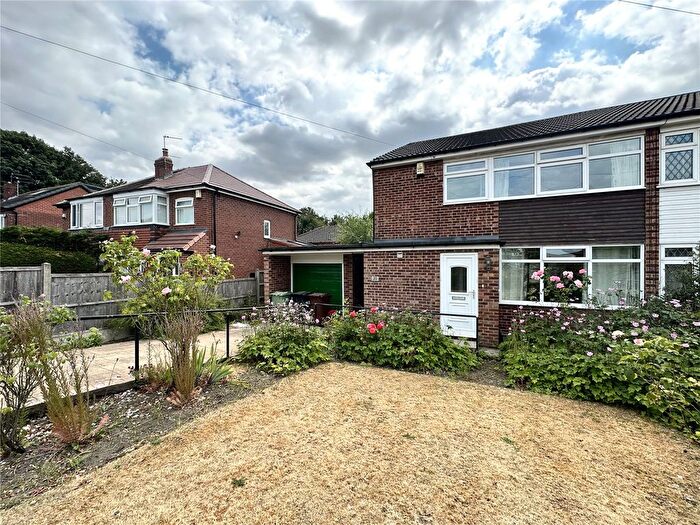 3 Bedroom Semi-Detached House To Rent In Manston Lane, Leeds, West Yorkshire, LS15