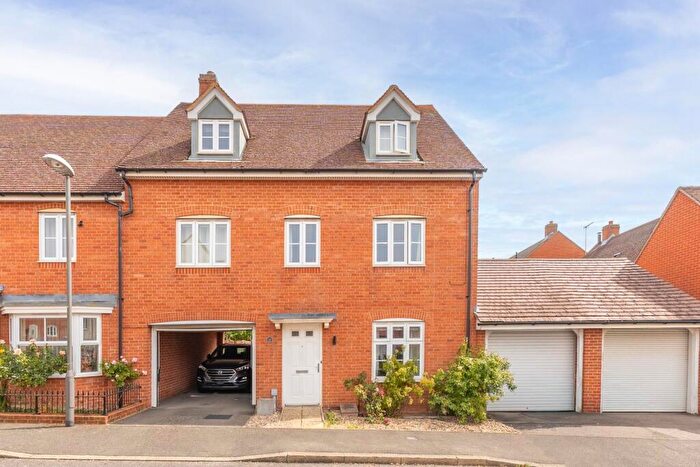 1 Bedroom House To Rent In Wall Brown Way, Aylesbury, HP19