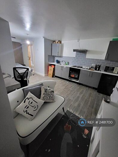 Studio To Rent In Pershore Road, Birmingham, B30