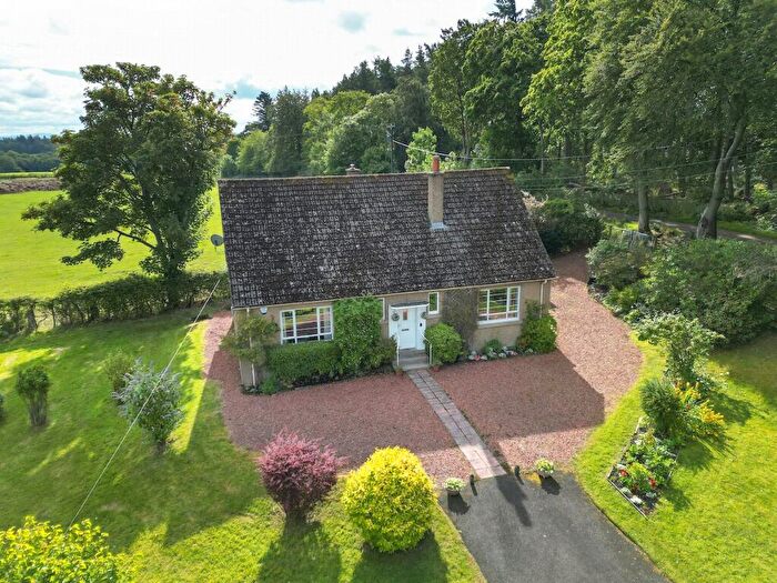 4 Bedroom Detached House For Sale In Penicuik, Midlothian, EH26