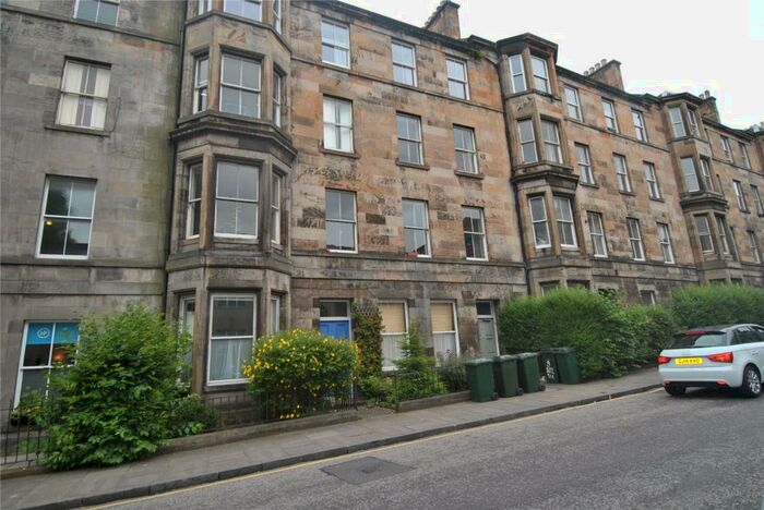 4 Bedroom Apartment To Rent In Hope Park Terrace, Newington, Edinburgh, EH8
