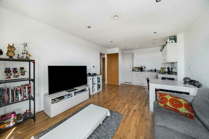 1 Bedroom Apartment For Sale In Alfred Street, Reading, RG1