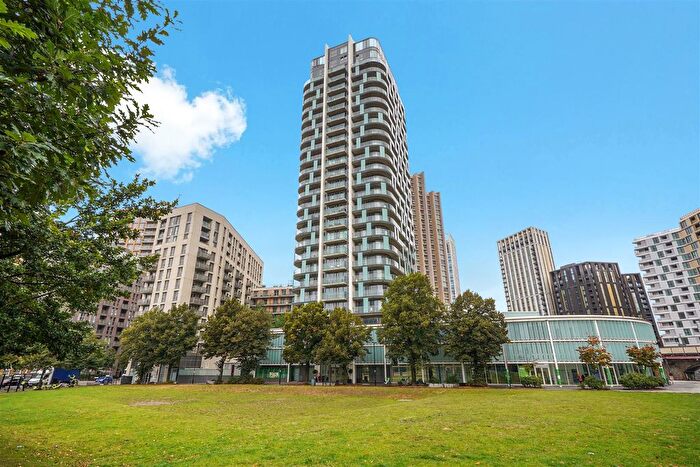 2 Bedroom Flat For Sale In Cornmill Lane, London, SE13