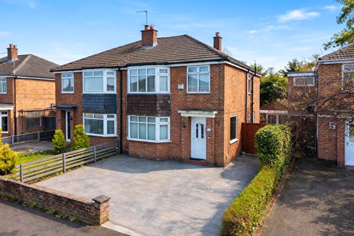 3 Bedroom Semi Detached House For Sale In Bridgenorth Road, Pensby, Wirral, CH61