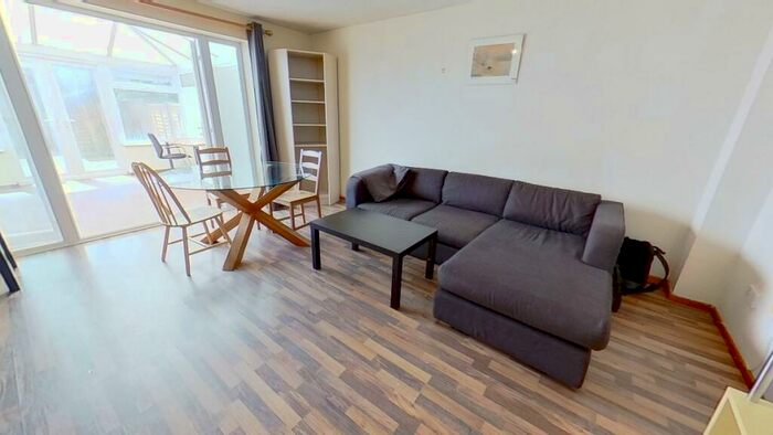 3 Bedroom Terraced House To Rent In Hollow Close, Guildford, GU2