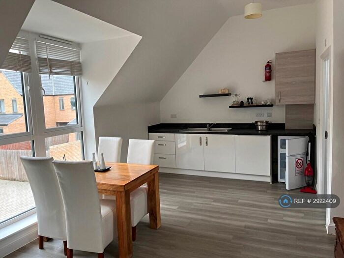 Studio To Rent In Osprey Drive, Trumpington, Cambridge, CB2