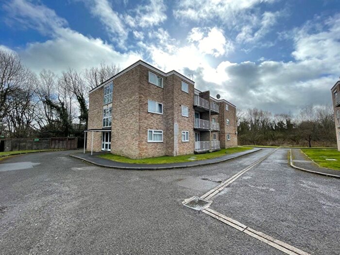 1 Bedroom Flat To Rent In London Road, Newbury, RG14