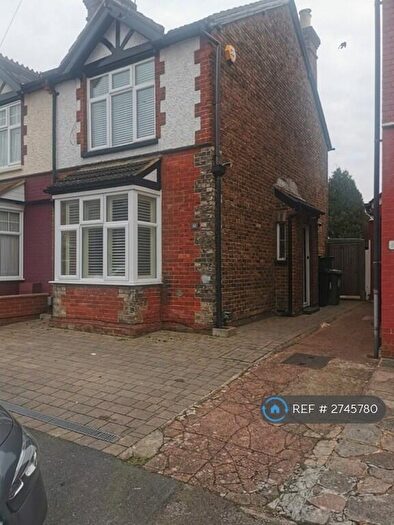 2 Bedroom Semi Detached House To Rent In Miles Road, Surrey, KT19