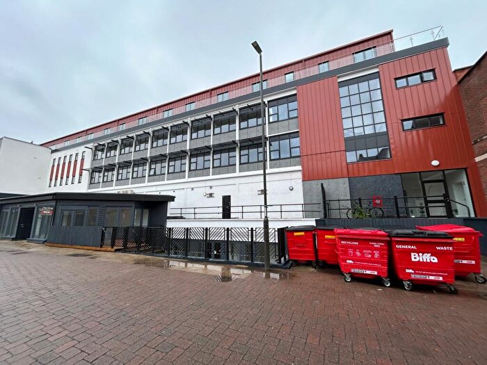 1 Bedroom Apartment To Rent In Burlington Street, Chesterfield, S40