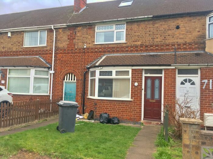 3 Bedroom Town House To Rent In Rotherby Avenue, Leicester LE4