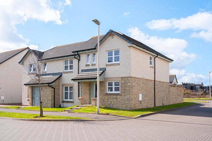 3 Bedroom Semi Detached House For Sale In James Young Avenue, Uphall Station, Livingston, West Lothian, EH54