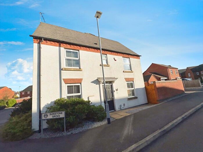 3 Bedroom Semi-Detached House For Sale In Sunstone Grove, Sutton-in-ashfield, NG17