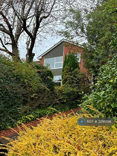 2 Bedroom Flat To Rent In Cuthburga Road, Wimborne, BH21