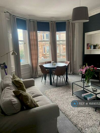 3 Bedroom Flat To Rent In Whitehill Street, Glasgow, G31