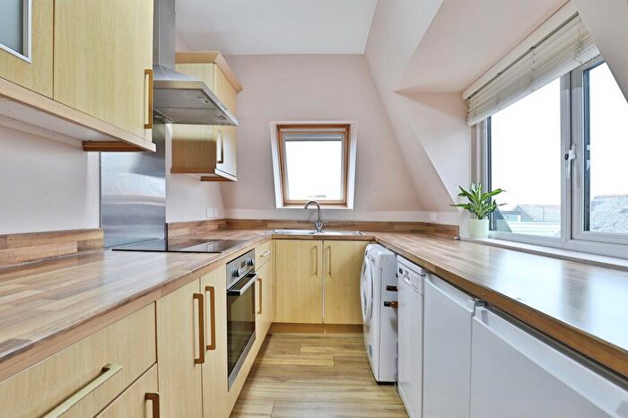 1 Bedroom Flat To Rent In Wimborne Road, Bournemouth, BH9