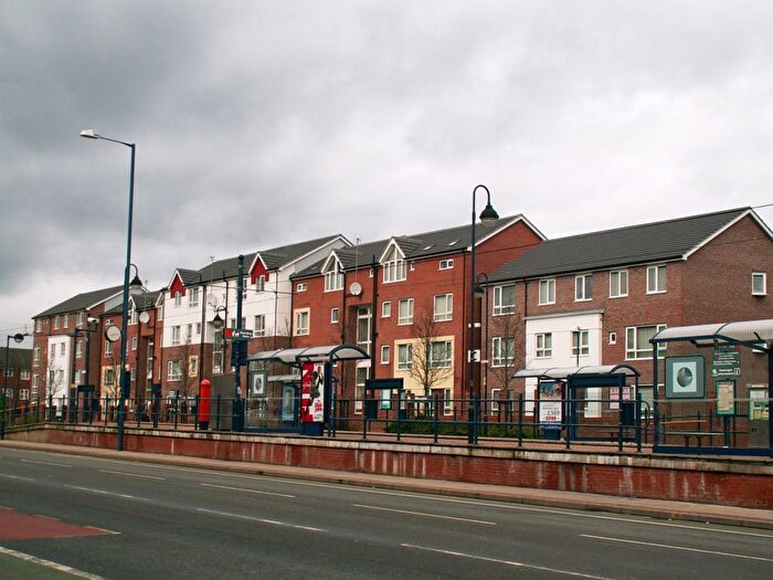 2 Bedroom Flat To Rent In Sugarmill Square, Eccles New Road, M5