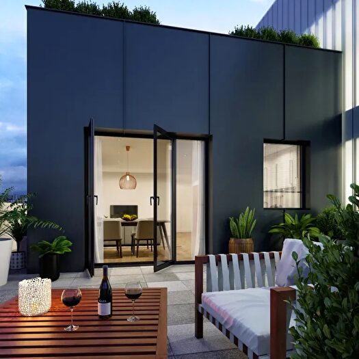 2 Bedroom Flat For Sale In Wharf End, Manchester, M17