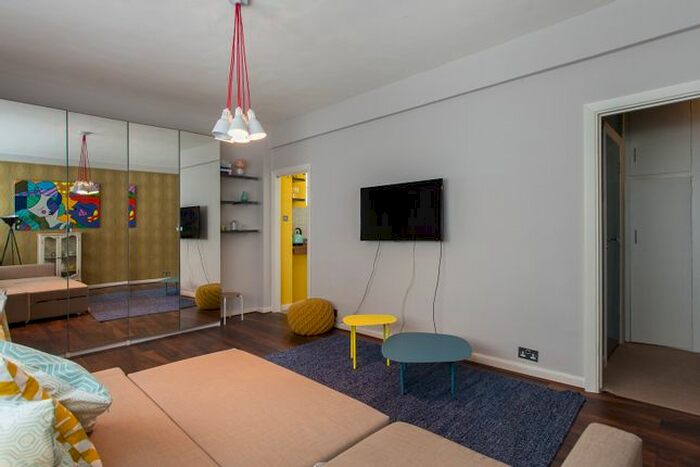 1 Bedroom Flat To Rent In Palace Gardens Terrace, W8