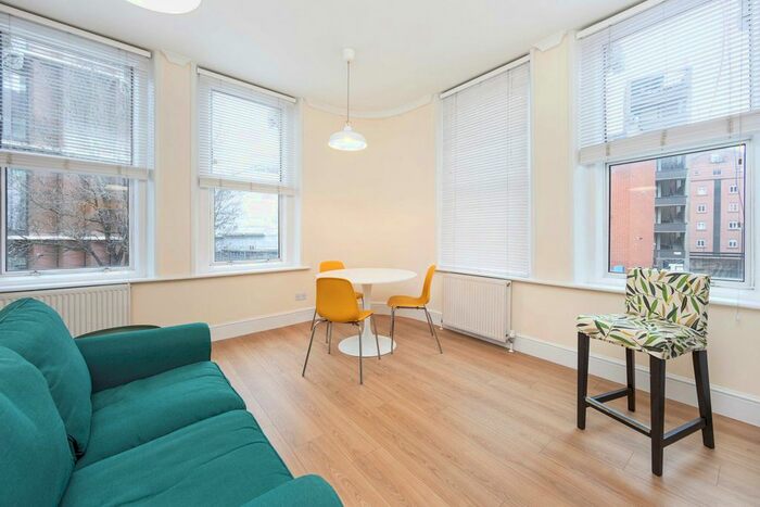 1 Bedroom Flat To Rent In Farringdon Road, London, EC1R