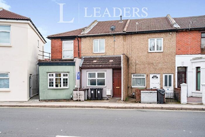 1 Bedroom Flat To Rent In Eastney Road, Southsea, PO4