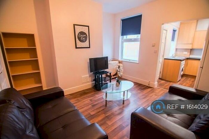 3 Bedroom Terraced House To Rent In Ranby Road, Sheffield, S11