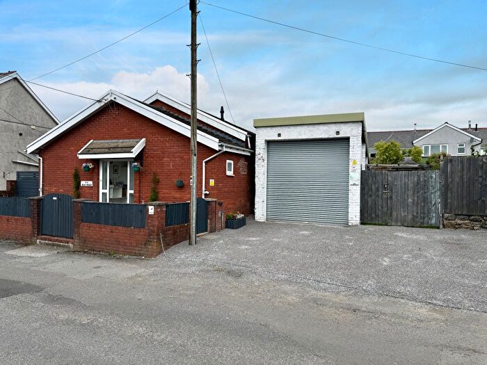 4 Bedroom Detached Bungalow For Sale In Pontycapel Road, Cefn Coed, Merthyr Tydfil, CF48